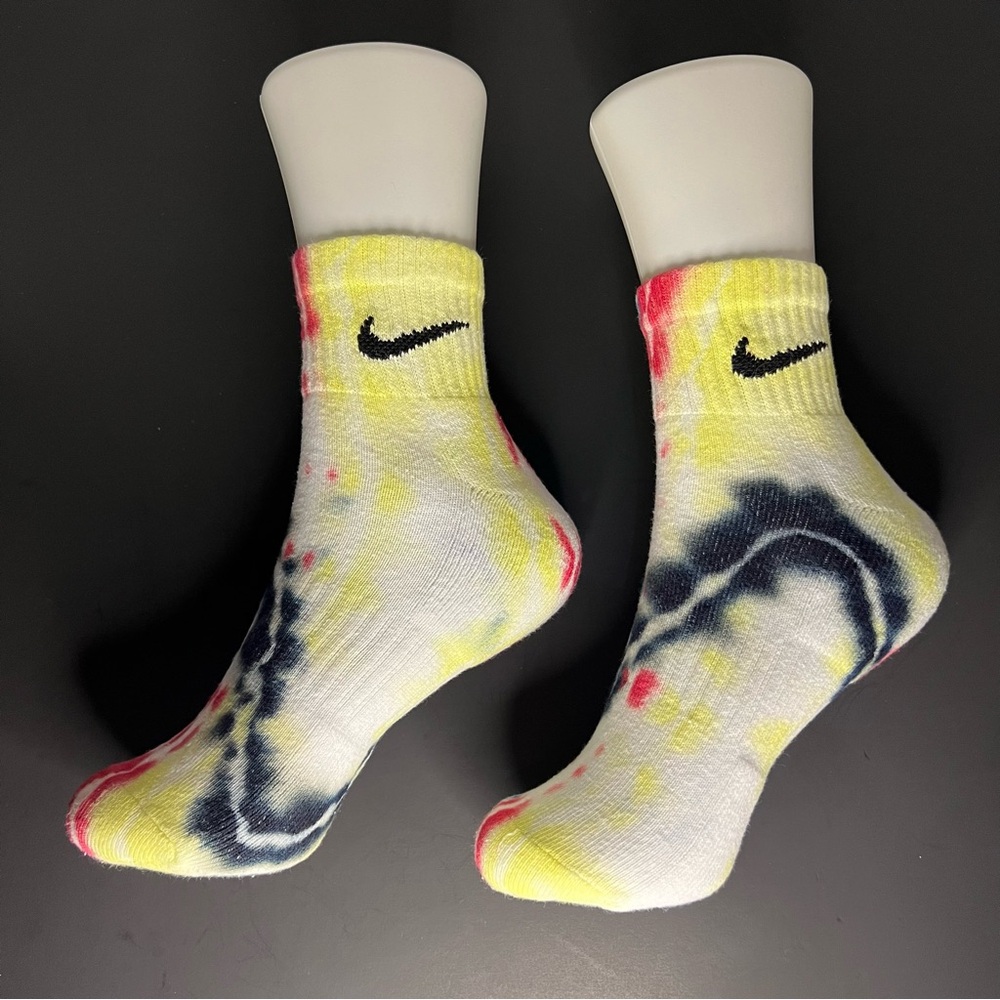 Custom Tie-Dye Nike ankle crew sock. - Picture 3 of 7